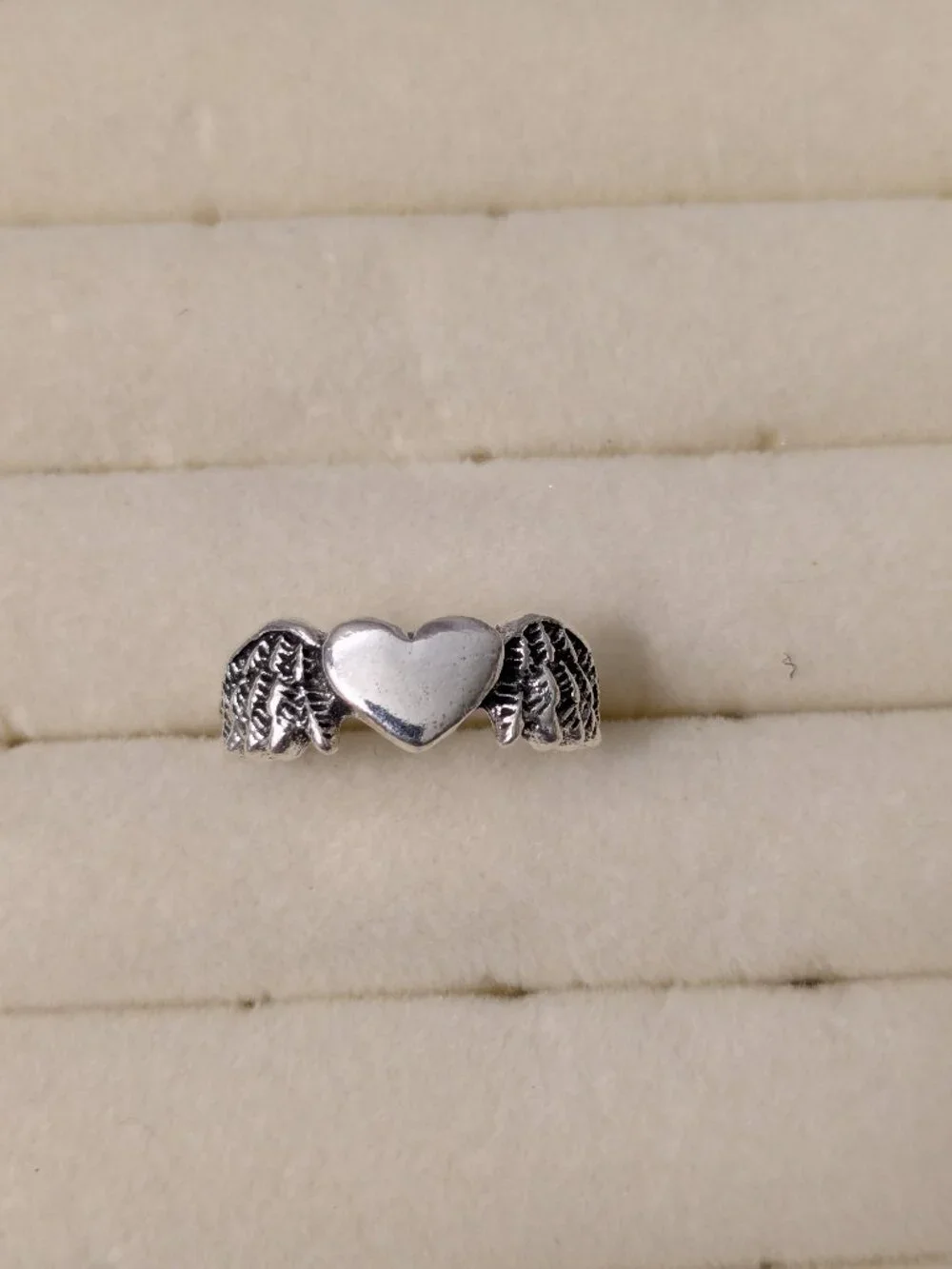New!  Size 9 Hearts and Wings Silver Tone Ring